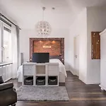 Haus Wellen Und 1 アパート ビューズム