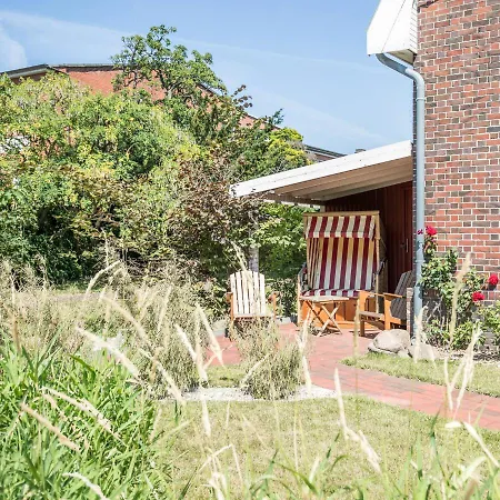 Haus Wellen Und 1